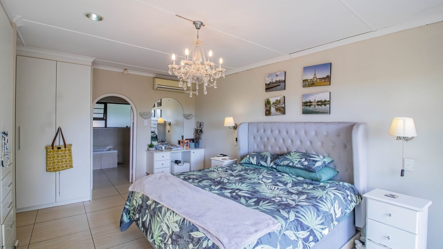 4 Bedroom Property for Sale in Vincent Heights Eastern Cape